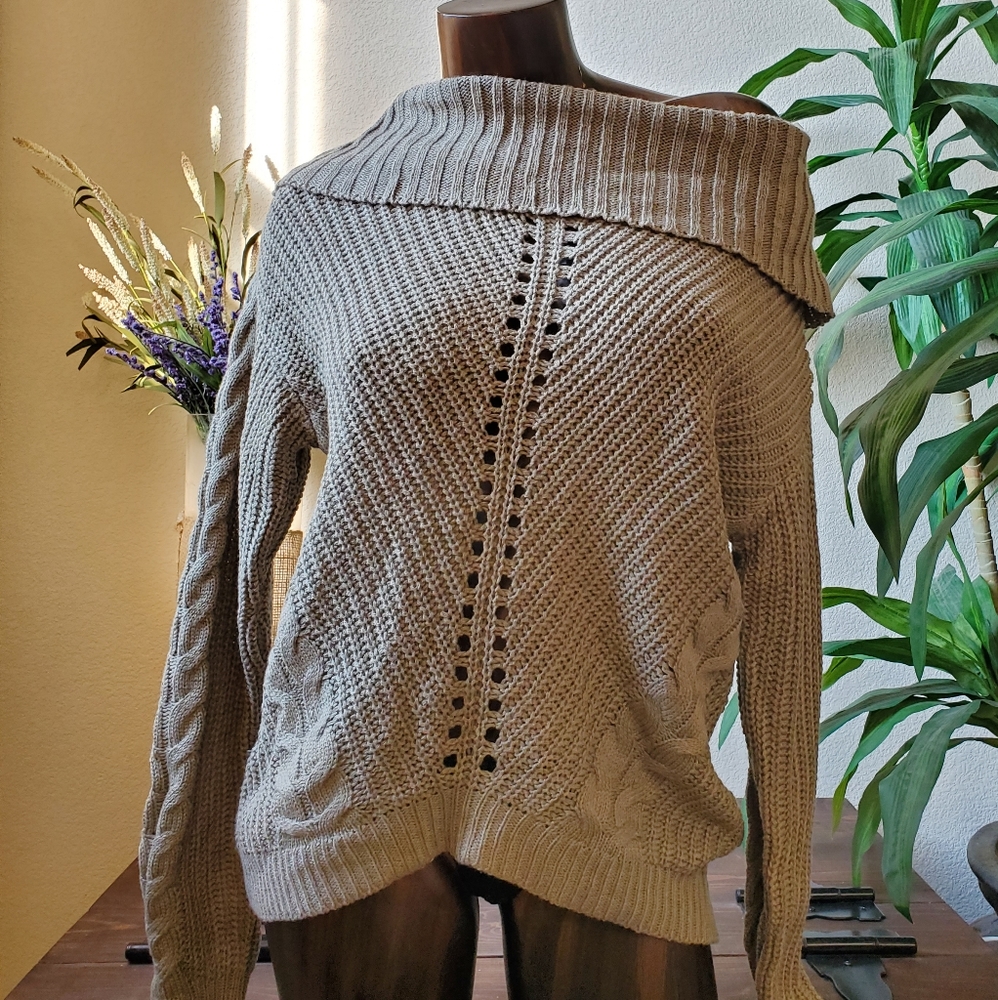 Rue21. Size small. Olive green